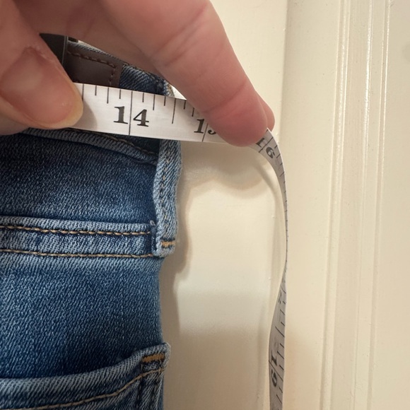 Hollister High Rise flair jeans - Picture 5 of 7